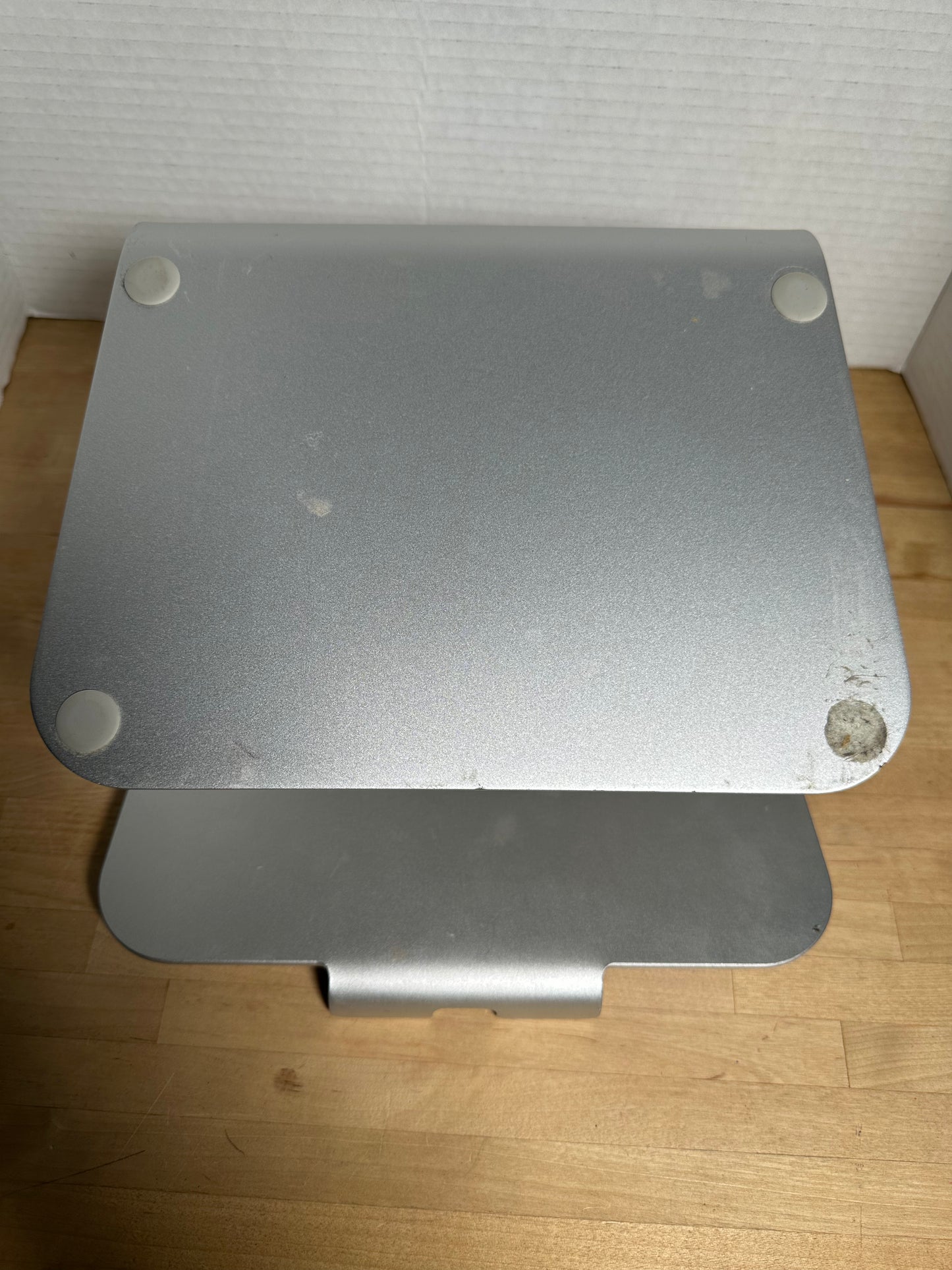 Laptop Stand by Rain