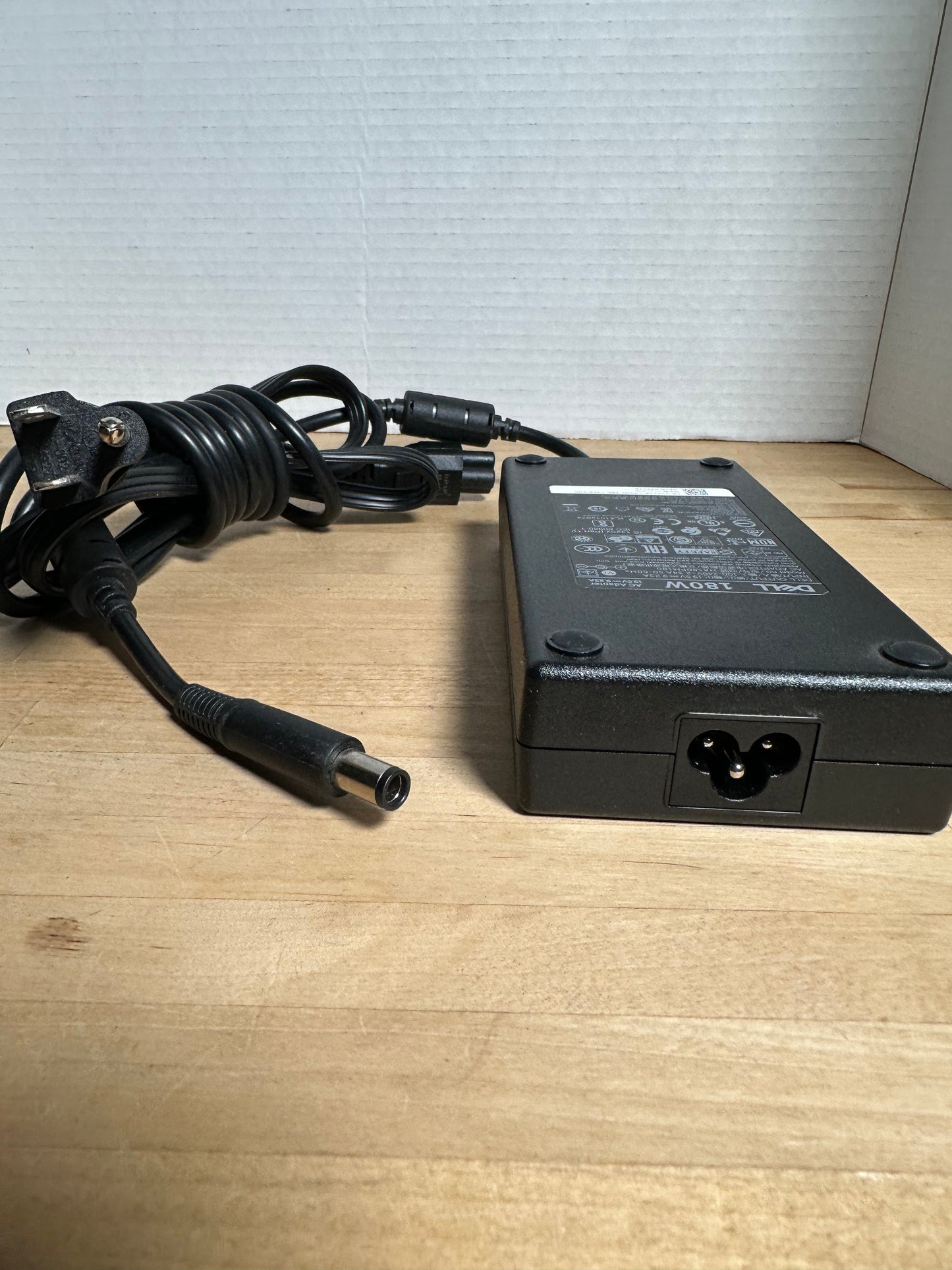 Dell Laptop Power adapter - 180 W